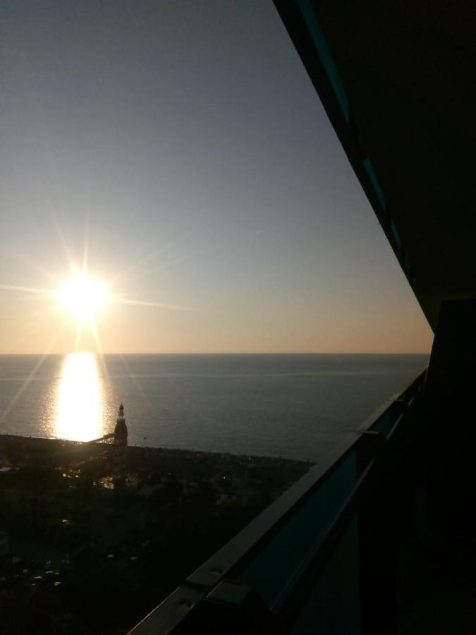 Апартаменты С Видом На Море Twin Towers Batumi, Orbi City المظهر الخارجي الصورة
